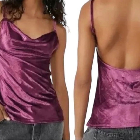 NWT VELVET TUNIC IN FIG JAM - Picture 2 of 5